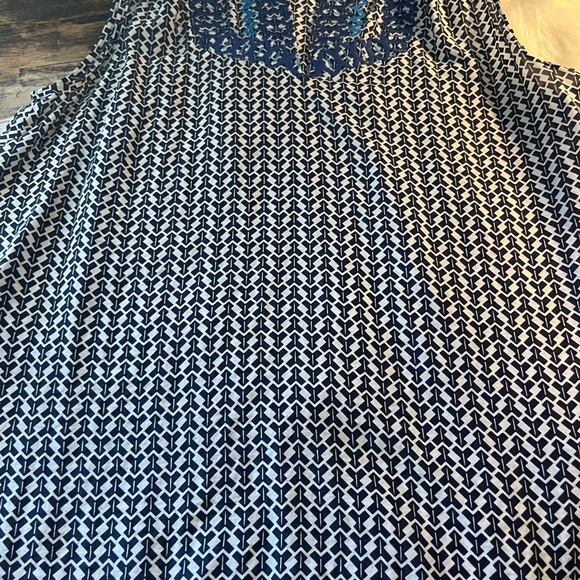 J Crew embroidered silk blend sleeveless top - Picture 9 of 13